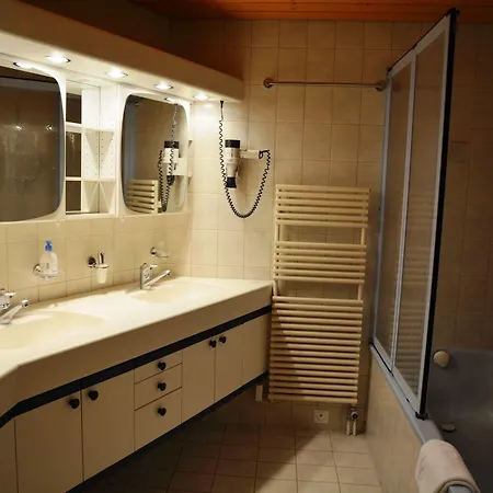 アパート シュトーツハルテン 2.5 グリヴァレント Ag