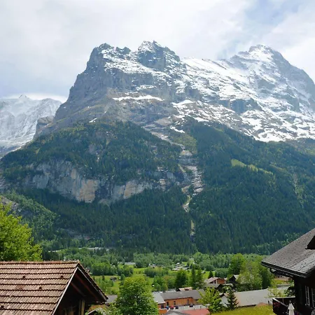 アパート シュトーツハルテン 2.5 グリヴァレント Ag グリンデルヴァルト