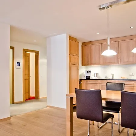 シュトーツハルテン 2.5 グリヴァレント Ag アパート