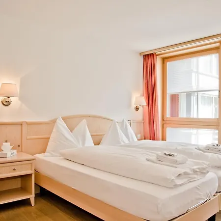 シュトーツハルテン 2.5 グリヴァレント Ag アパート